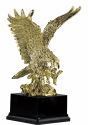 3138 Pigeon fowl and falconry Trophie